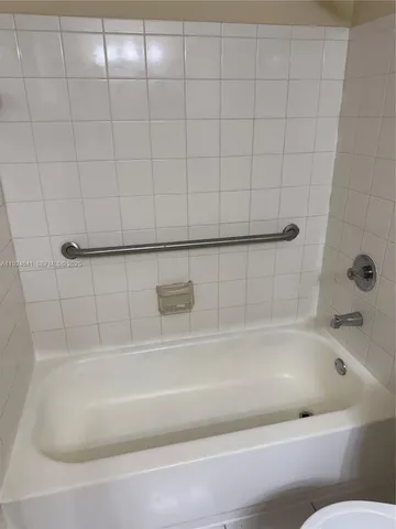 $2,650 | 2442 Centergate Drive, Unit 106, Miramar, FL 33025