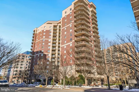 $645,000 | 901 North Monroe Street, Unit 1003, Arlington, VA 22201