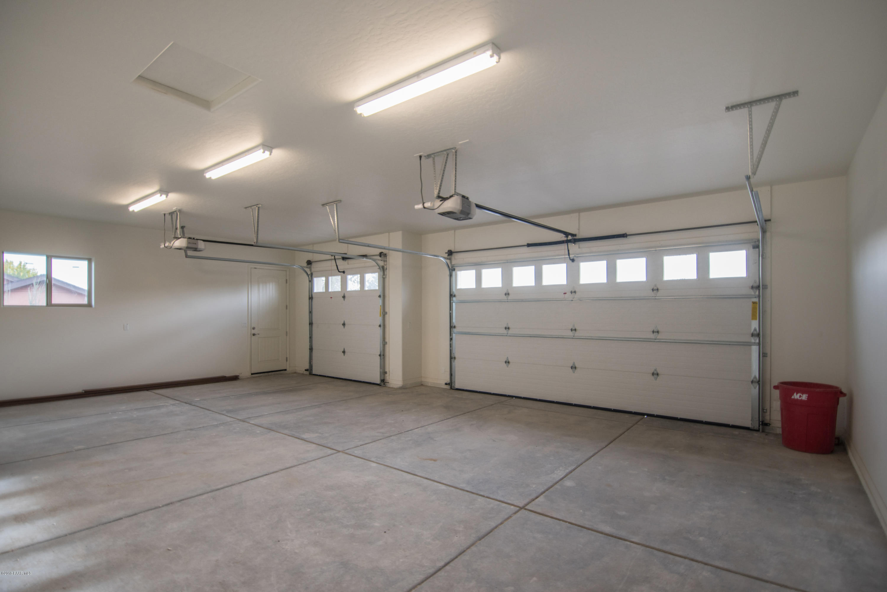531 Miracle Rider Road Prescott, AZ 86301 - Photo 23 of 31 a view of a garage
