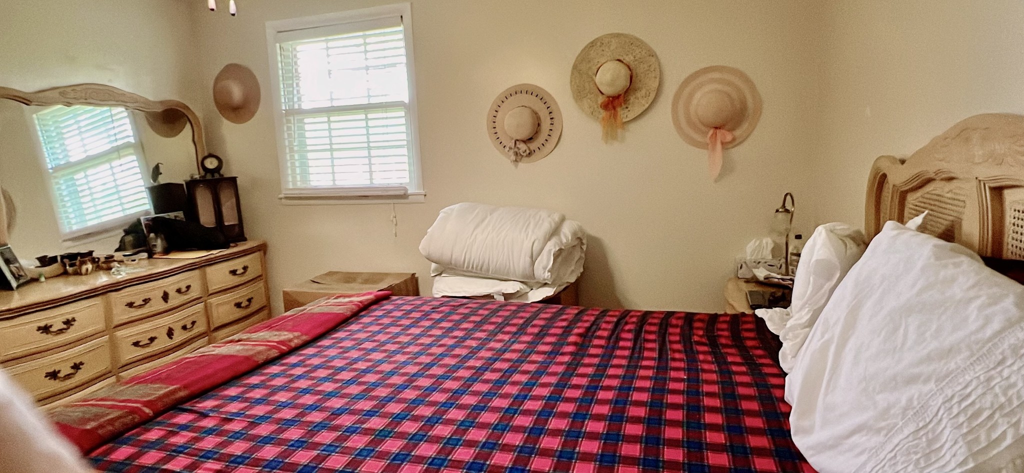 319 Copeland Road Clarksville, TN 37042 - Photo 12 of 30 a bedroom with a bed and a flat tv screen on the dresser