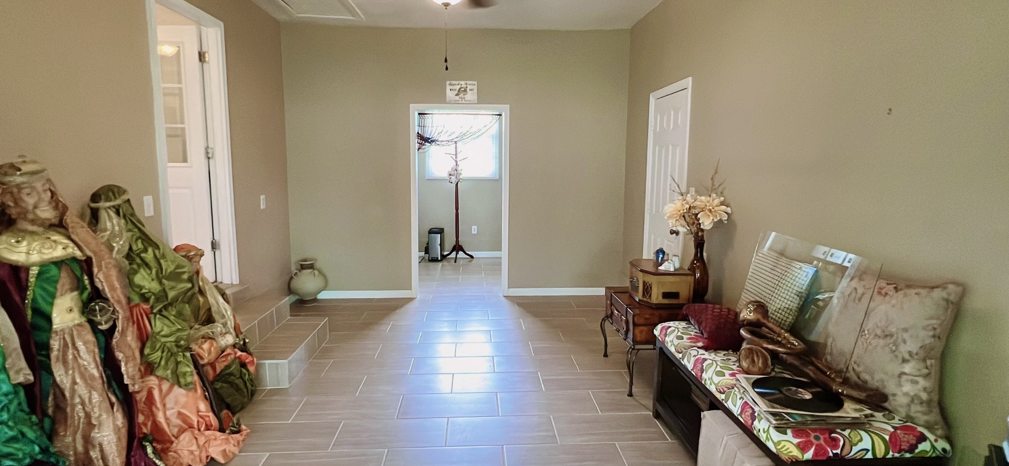 319 Copeland Road Clarksville, TN 37042 - Photo 20 of 30 a living room with furniture and a flat screen tv