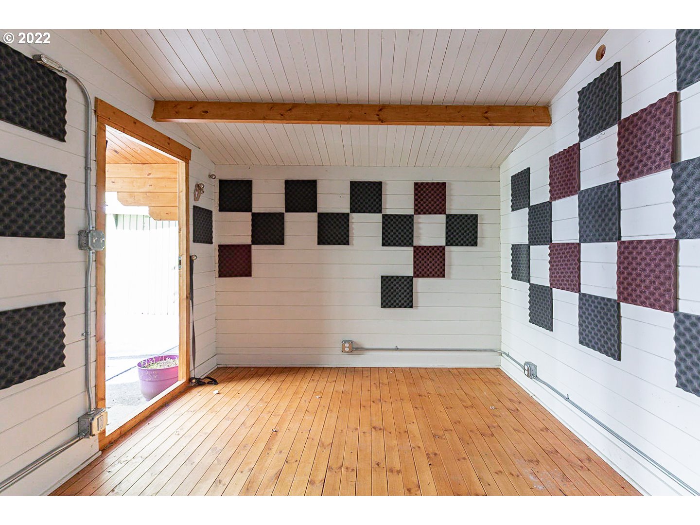 1302 Southwest 19th Drive Gresham, OR 97080 - Photo 25 of 32 a view of a black and white checkered floor