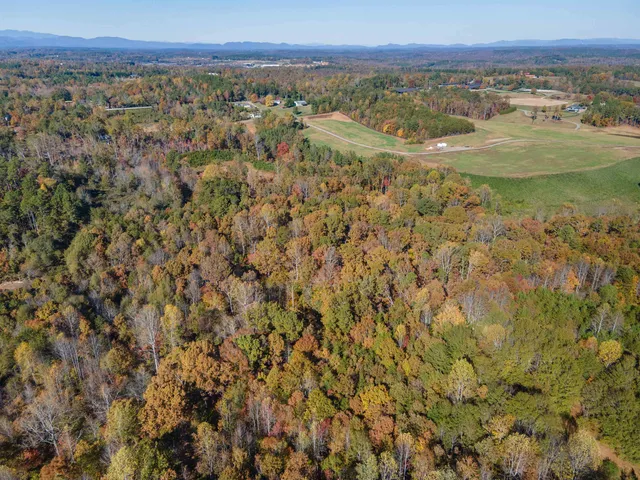 $399,999 | 523 Mcdade Road, Tryon, NC 28782