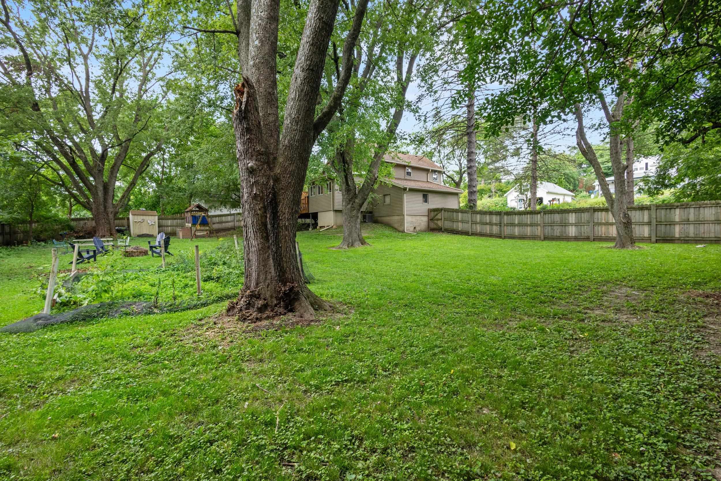 2865 Old Creek Road Middleton, WI 53562 - Photo 2 of 48 Gallery Image 2