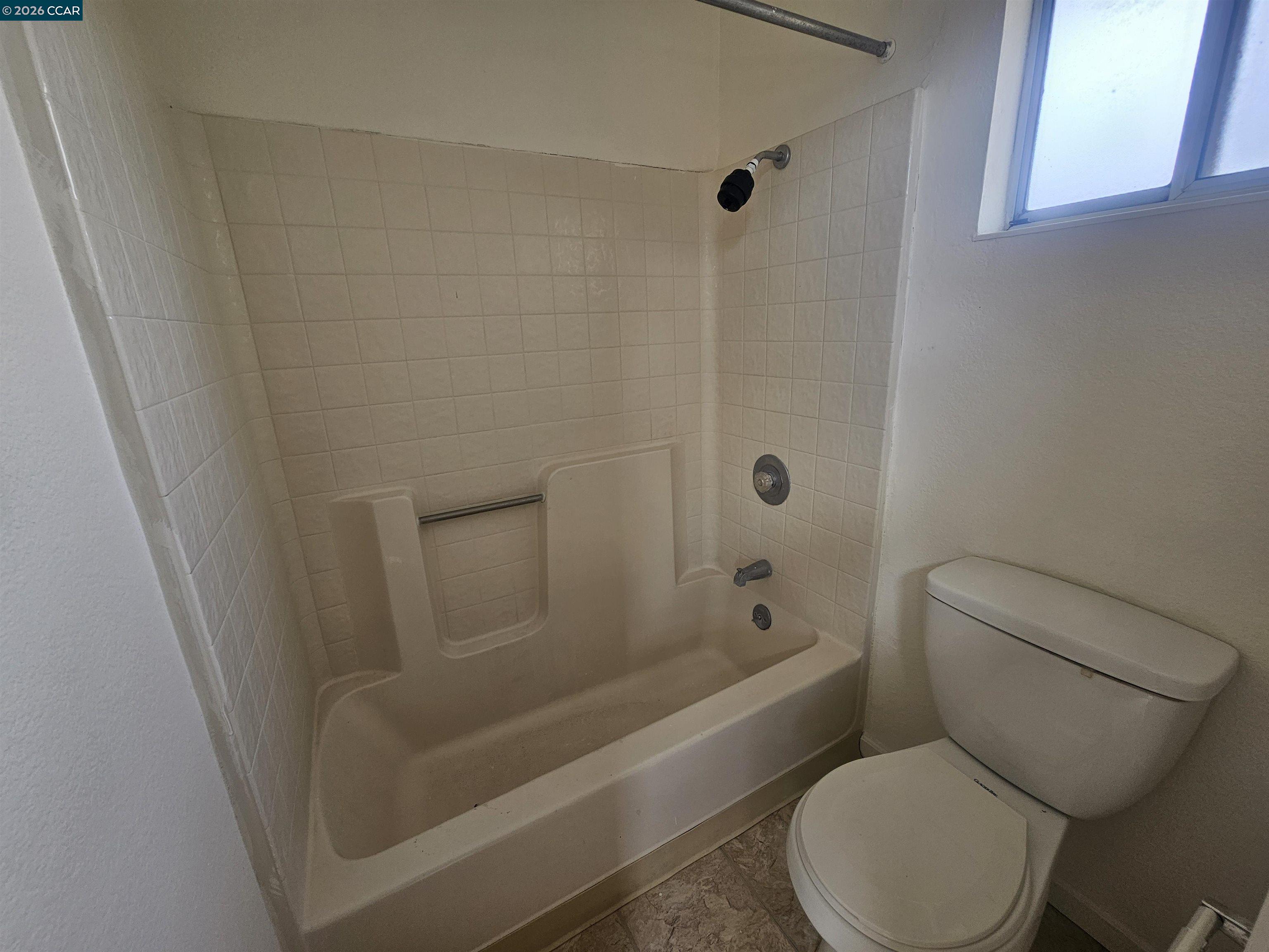 2324 Bellam Court Santa Rosa, CA 95401 - Photo 14 of 17 Gallery Image 14