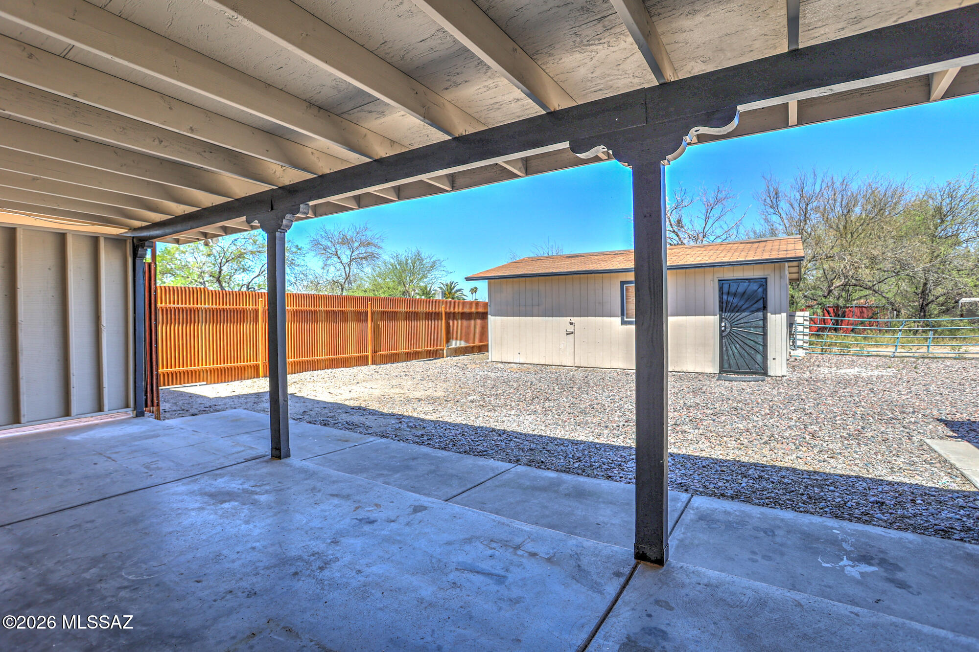 4400 West Ina Road Tucson, AZ 85741 - Photo 8 of 43 a view of a porch