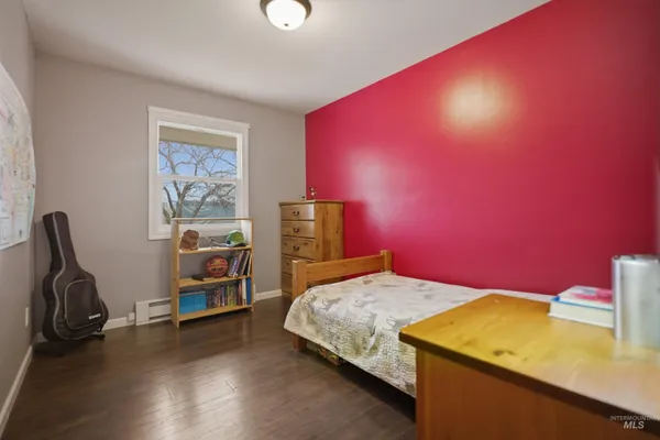 $575,000 | 3611 Highway 8, Troy, ID 83871