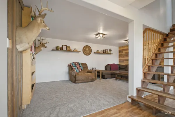 $575,000 | 3611 Highway 8, Troy, ID 83871