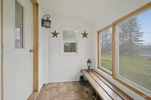 $575,000 | 3611 Highway 8, Troy, ID 83871