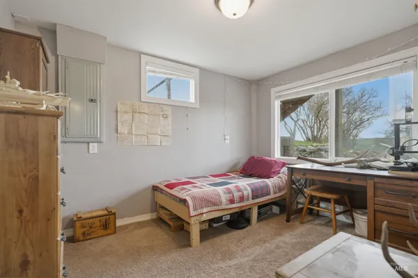 $575,000 | 3611 Highway 8, Troy, ID 83871