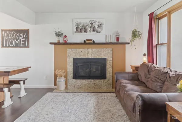 $575,000 | 3611 Highway 8, Troy, ID 83871