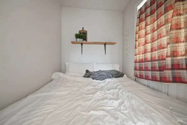 $575,000 | 3611 Highway 8, Troy, ID 83871