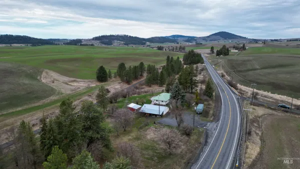 $575,000 | 3611 Highway 8, Troy, ID 83871