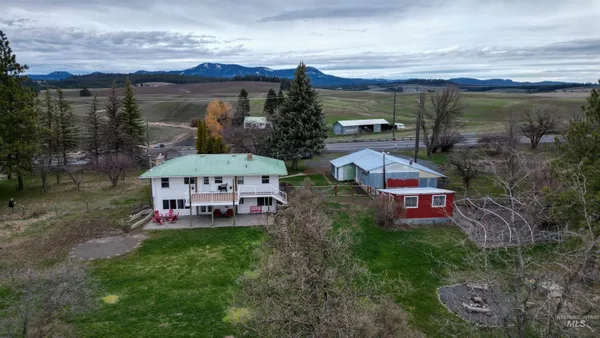 $575,000 | 3611 Highway 8, Troy, ID 83871