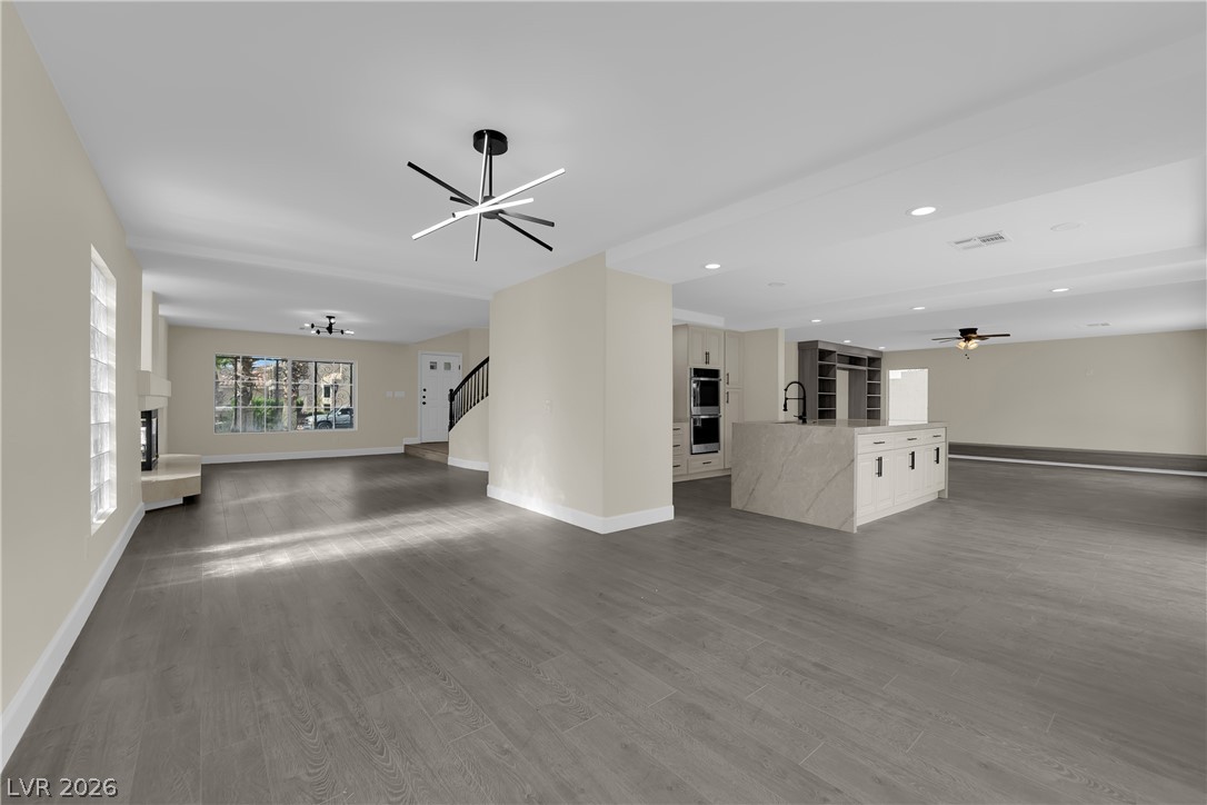 8300 Antler Ridge Avenue Las Vegas, NV 89149 - Photo 12 of 57