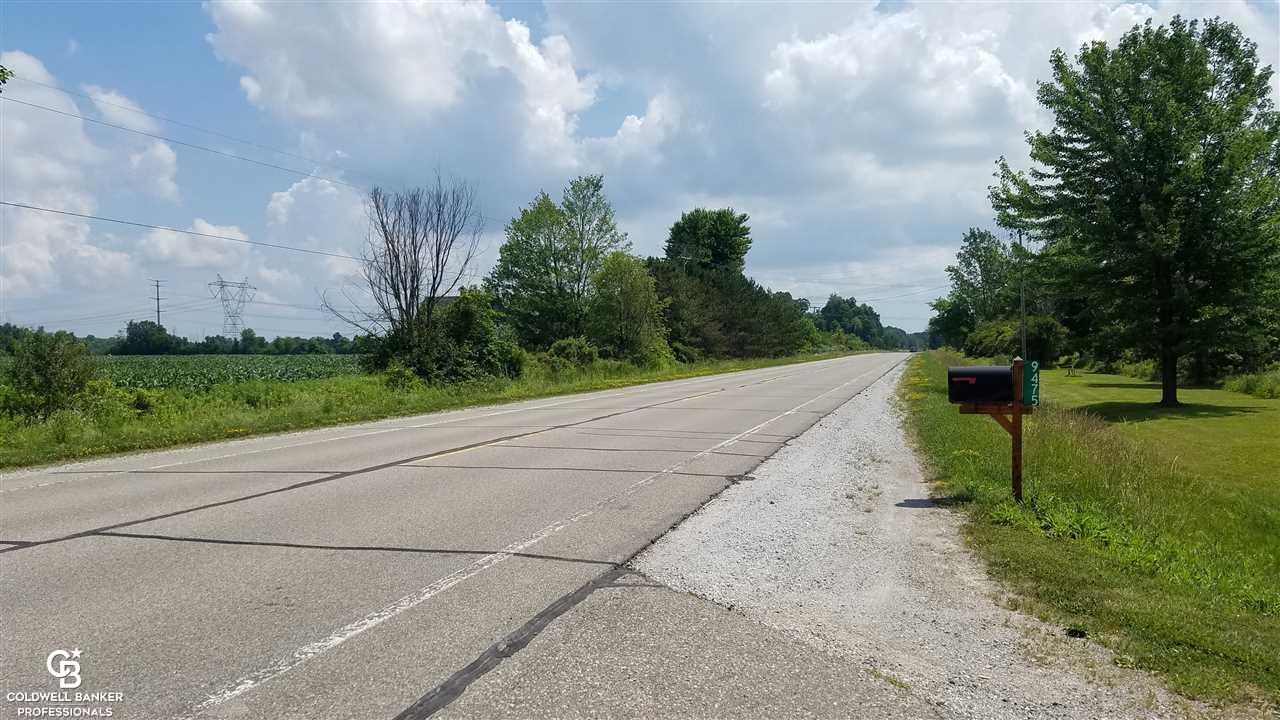 9475 Brandon Road Avoca, MI 48006 - Photo 44 of 44 This is another view at the street.
