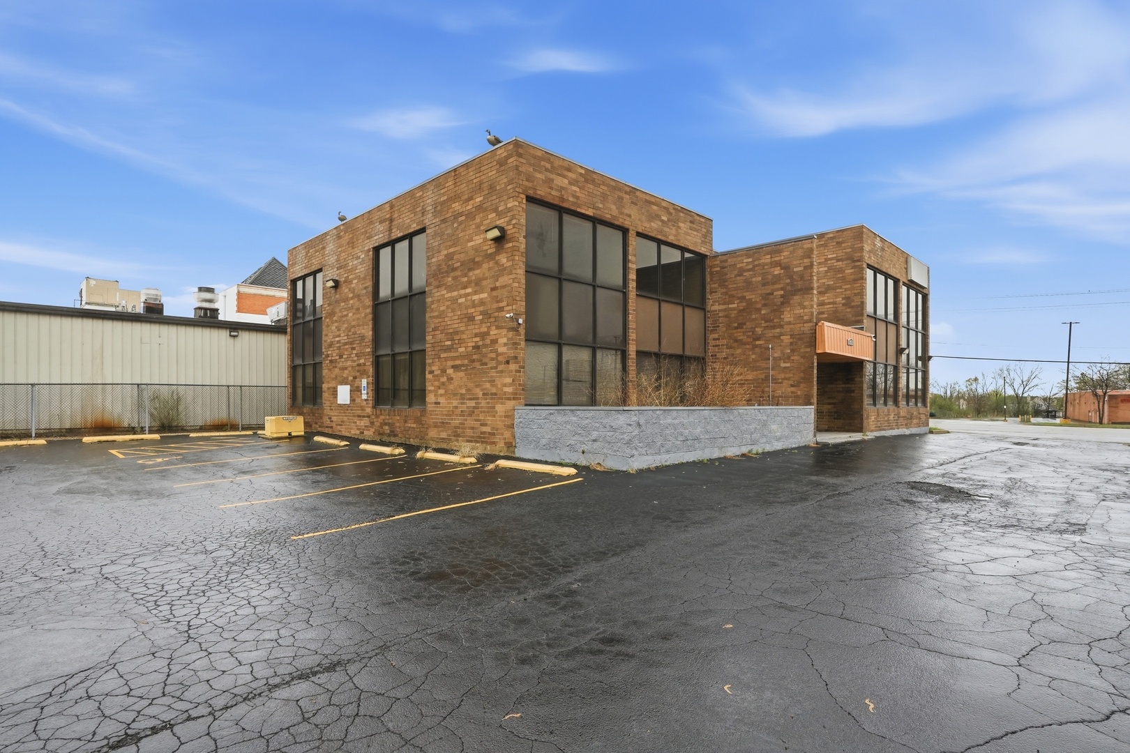 2071 Irving Park Road Hanover Park, IL 60133 - Photo 2 of 53 a view of a large building