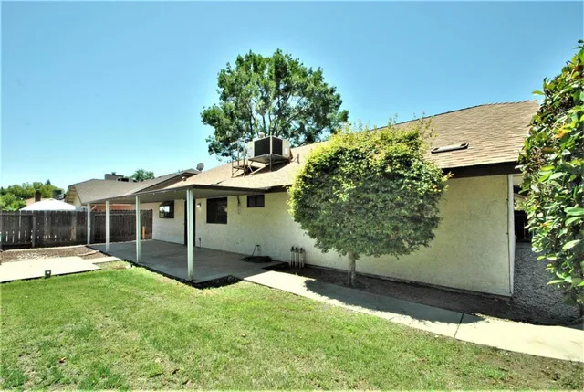 $2,595 | 1161 Filbert Avenue, Clovis, CA 93611
