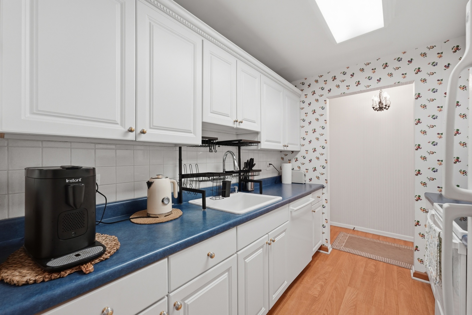2500 Windsor Mall, Unit 2D Park Ridge, IL 60068 - Photo 18 of 28 Gallery Image 18