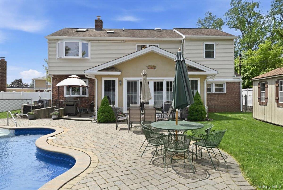 19 Berkshire Road Bethpage, NY 11714 - Photo 42 of 42