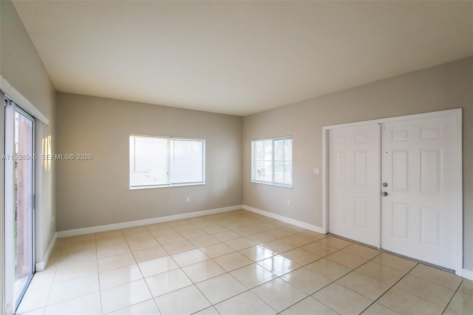 377 Northeast 29th Terrace Homestead, FL 33033 - Photo 2 of 18