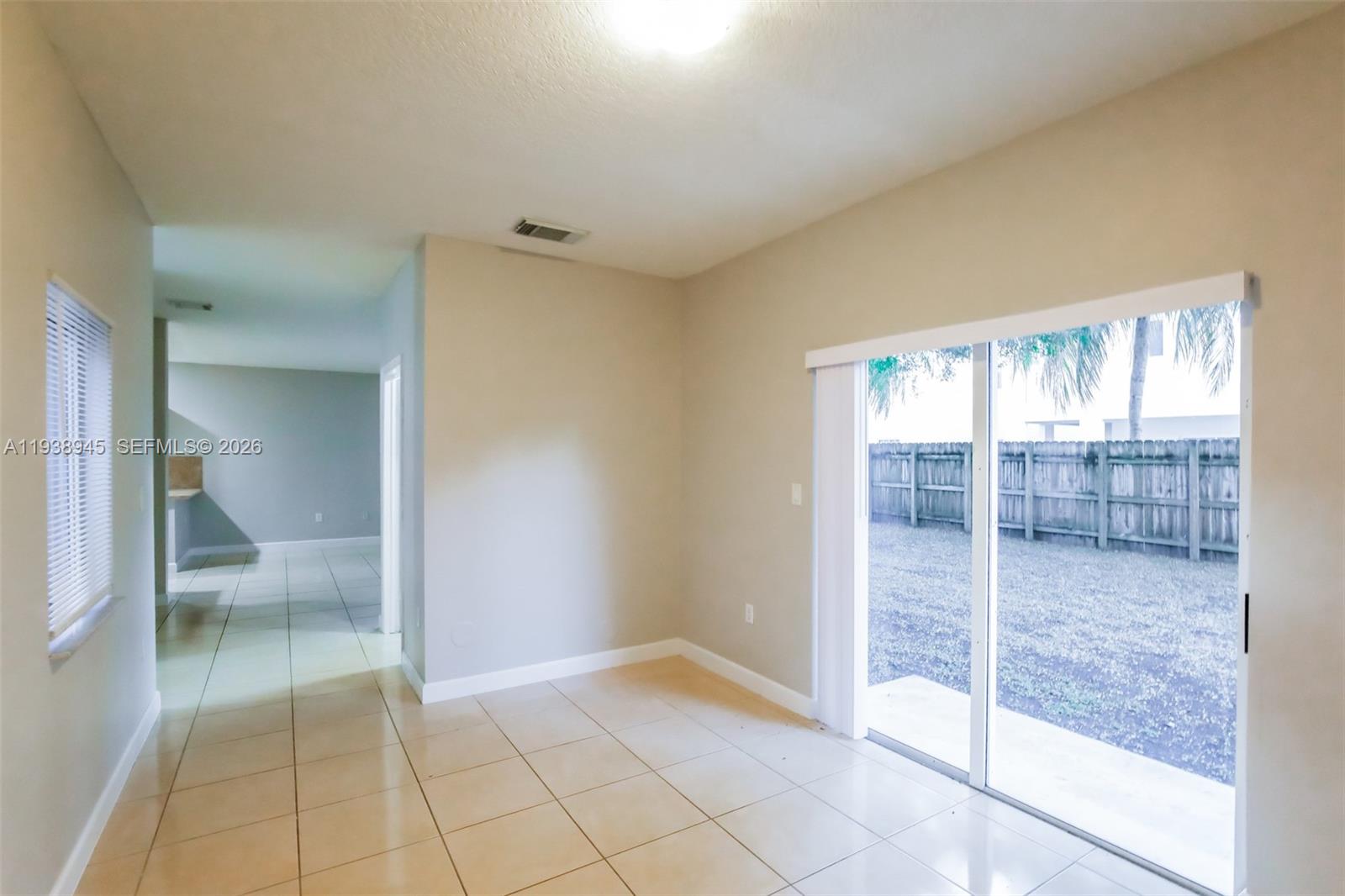 377 Northeast 29th Terrace Homestead, FL 33033 - Photo 5 of 18