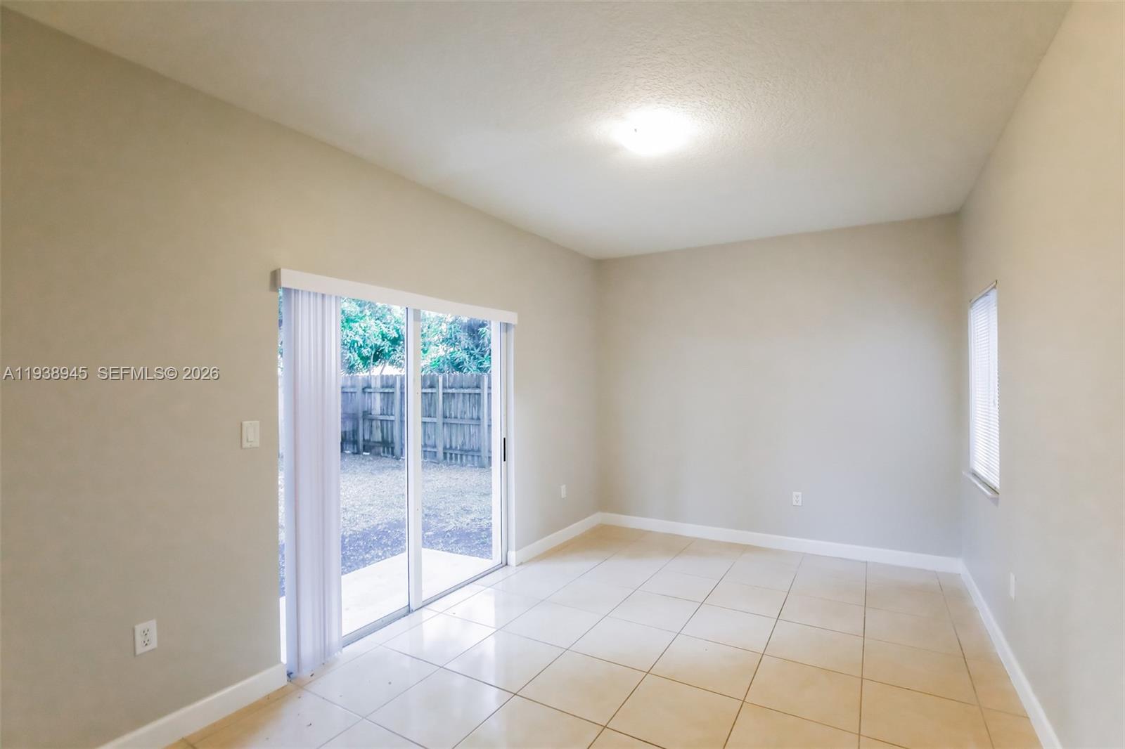 377 Northeast 29th Terrace Homestead, FL 33033 - Photo 6 of 18