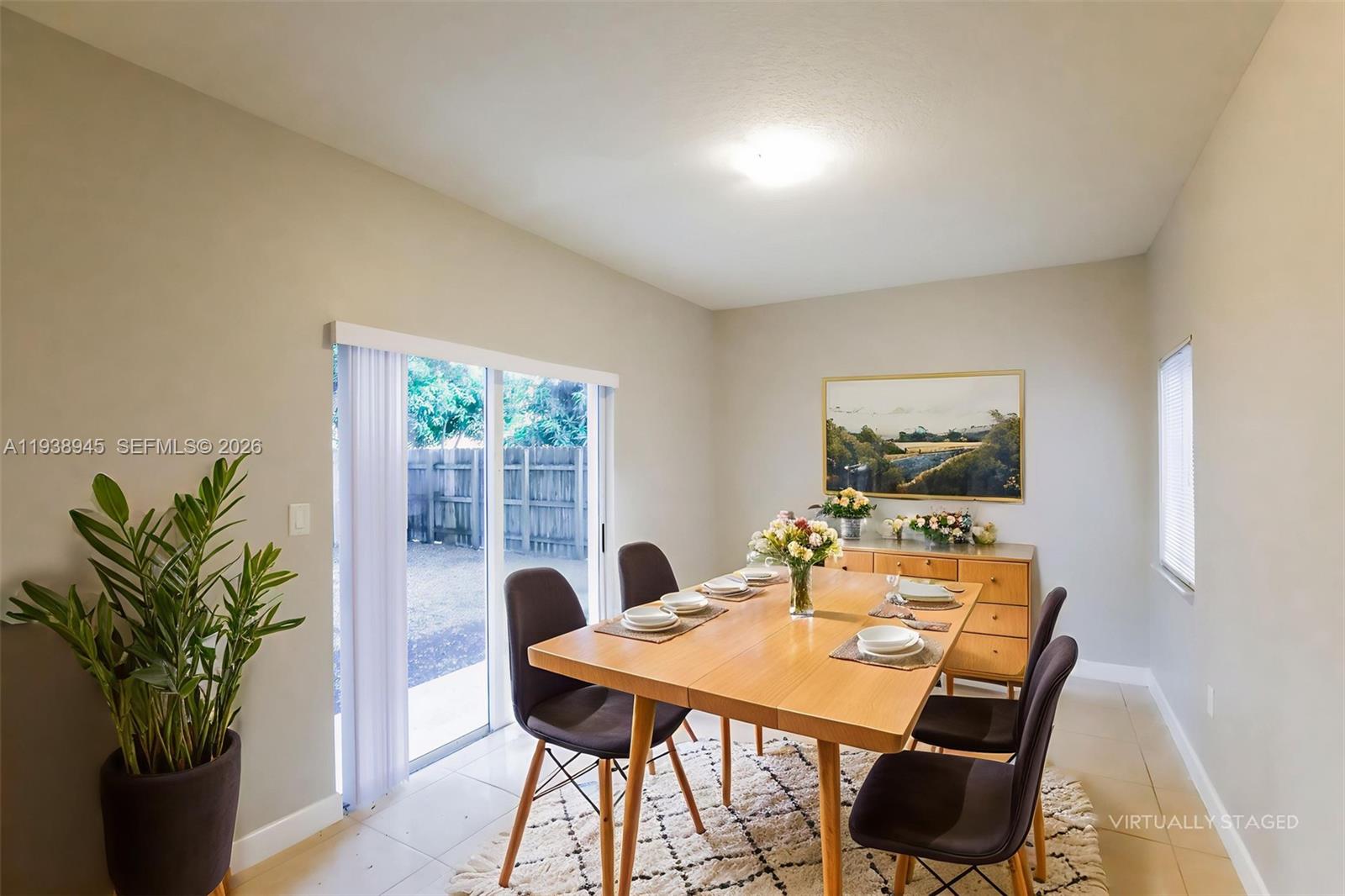 377 Northeast 29th Terrace Homestead, FL 33033 - Photo 7 of 18