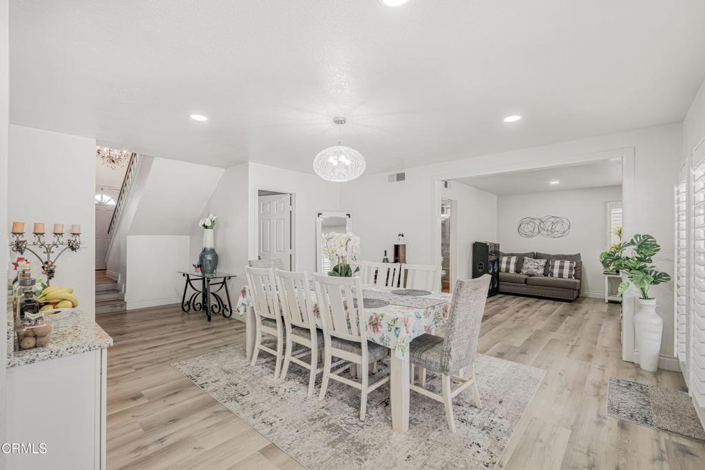 1558 East Ave R7 Palmdale, CA 93550 - Photo 10 of 42