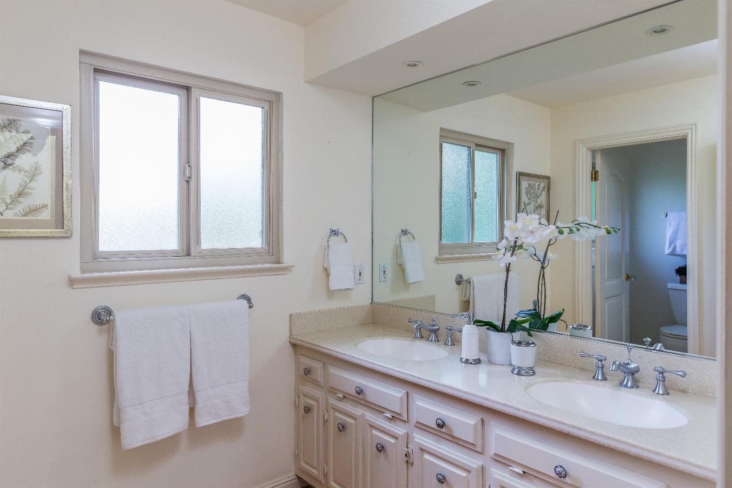 9 Valley Road Atherton, CA 94027 - Photo 13 of 25 Gallery Image 13