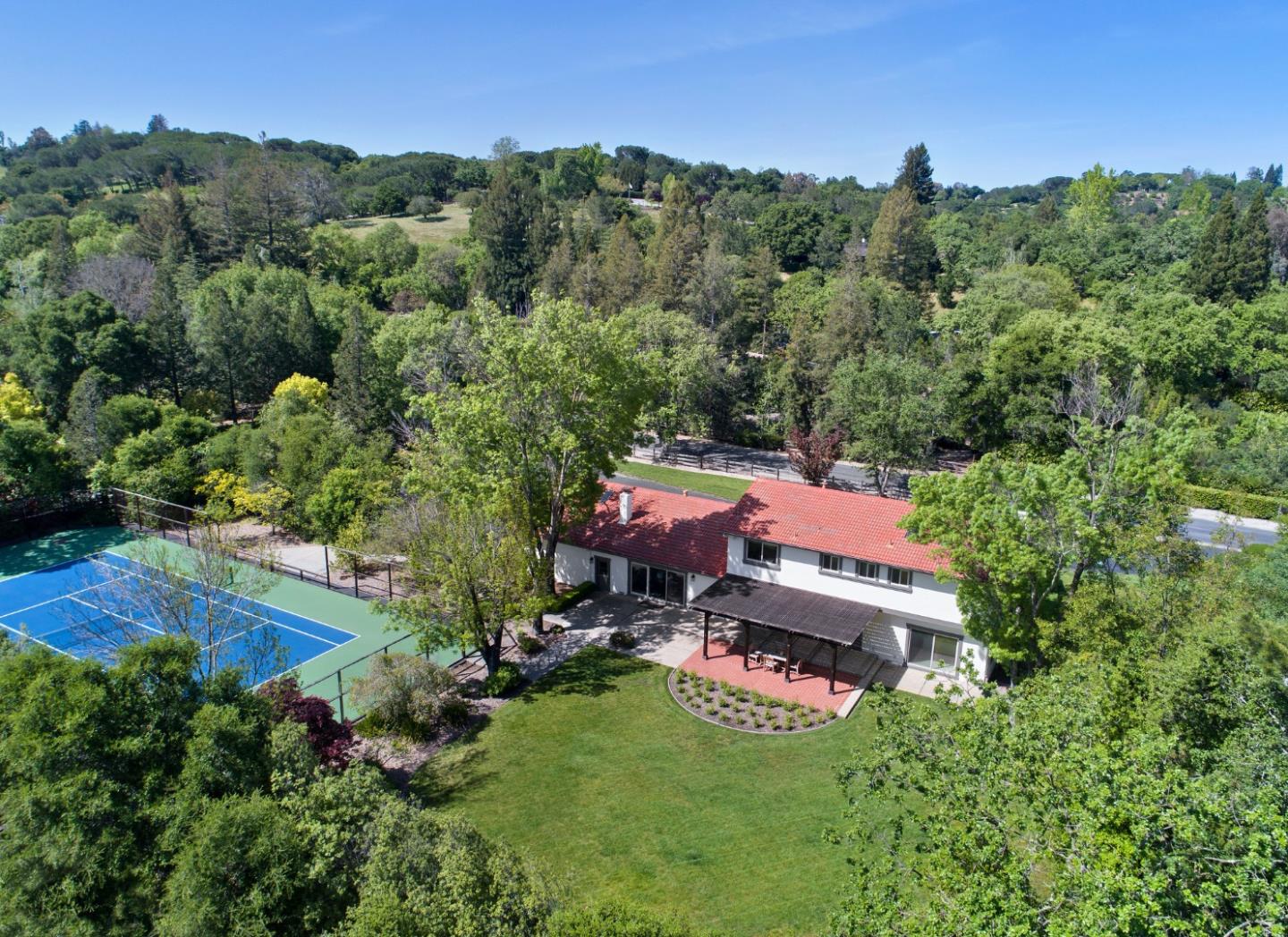 9 Valley Road Atherton, CA 94027 - Photo 4 of 25 Gallery Image 4