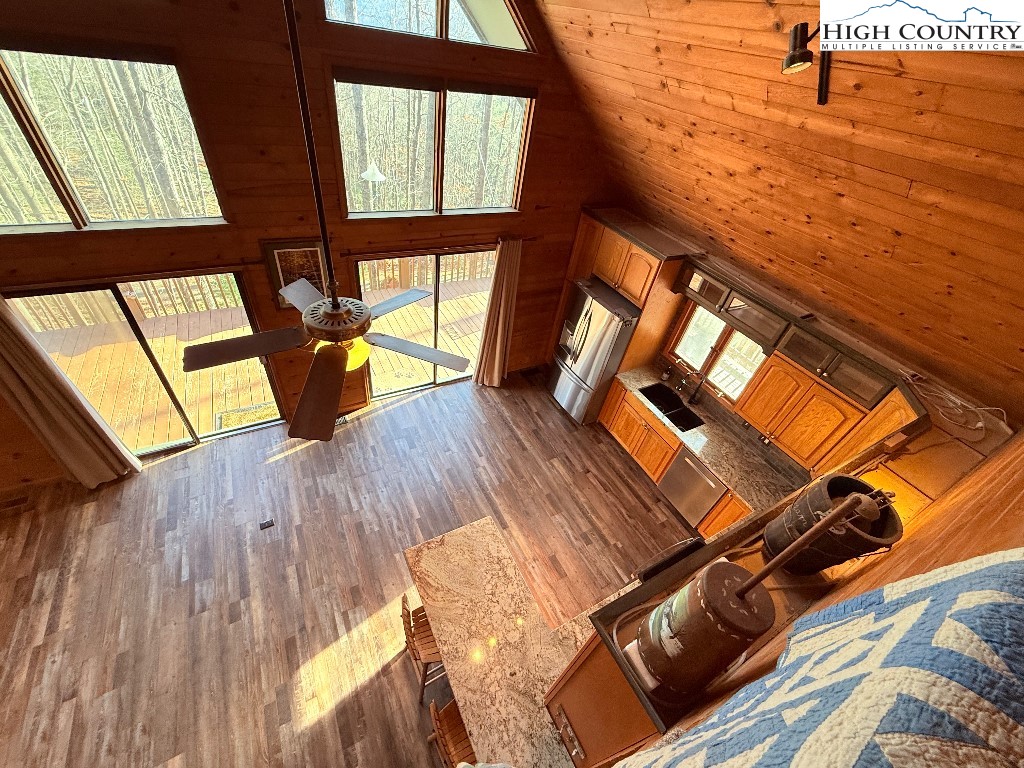 154 Breezy Lane Deep Gap, NC 28618 - Photo 7 of 46