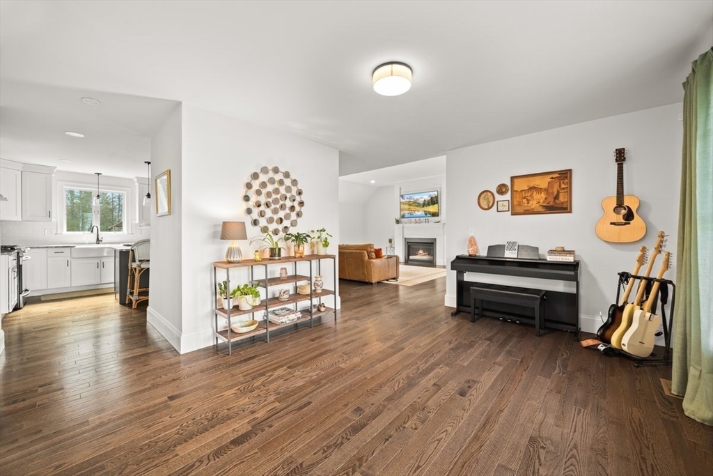 64 Copperwood Road Pembroke, MA 02359 - Photo 11 of 37