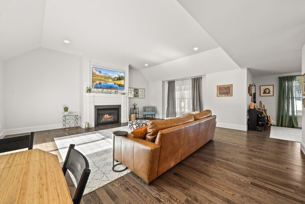 64 Copperwood Road Pembroke, MA 02359 - Photo 16 of 37