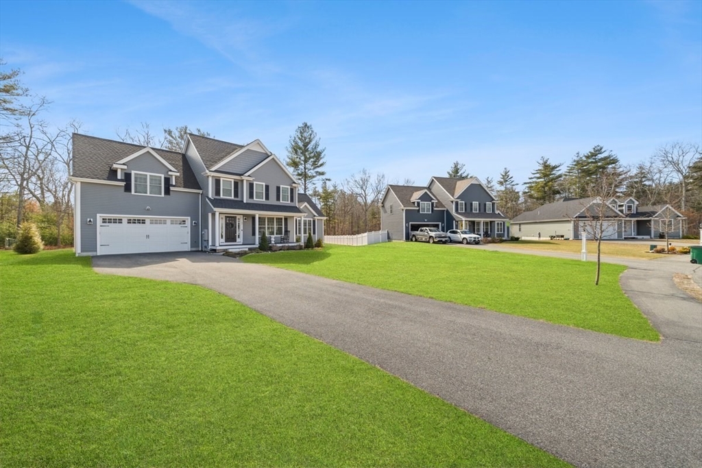 64 Copperwood Road Pembroke, MA 02359 - Photo 3 of 37