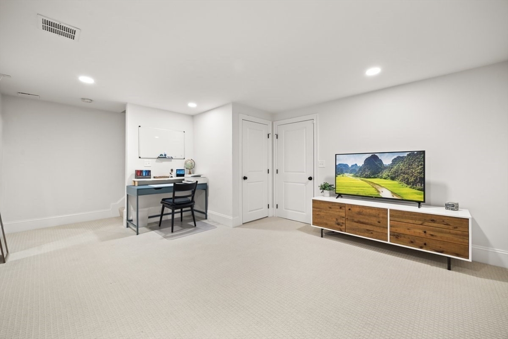 64 Copperwood Road Pembroke, MA 02359 - Photo 34 of 37