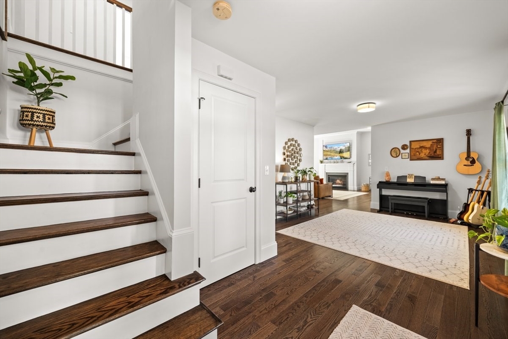 64 Copperwood Road Pembroke, MA 02359 - Photo 8 of 37