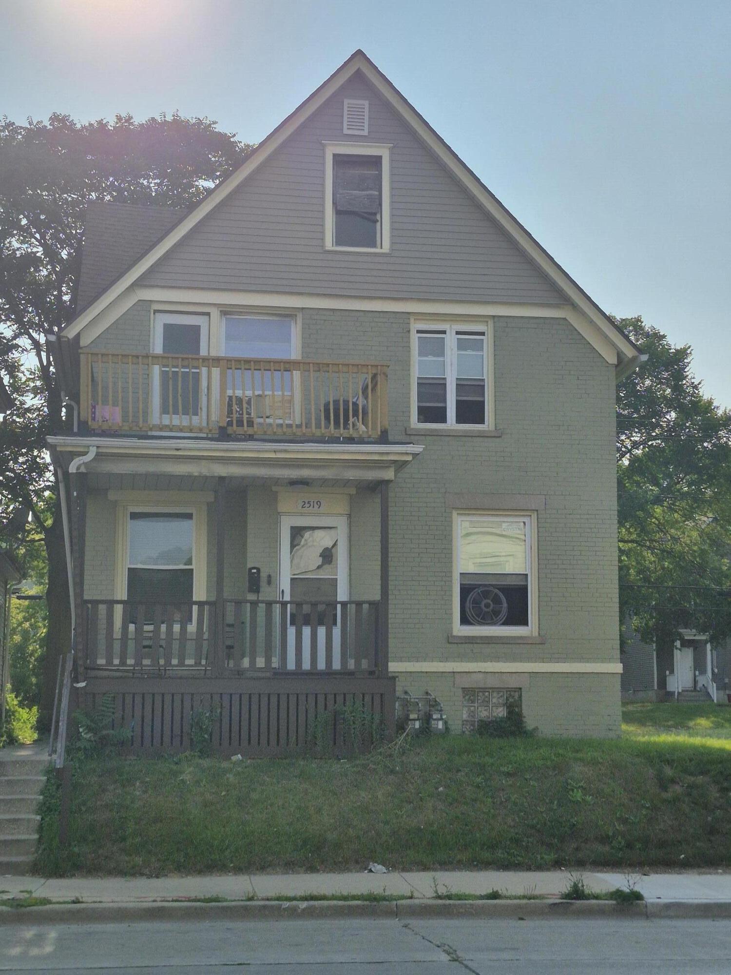 2519 North 35th Street Milwaukee, WI 53210 - Photo 1 of 15 1000006692