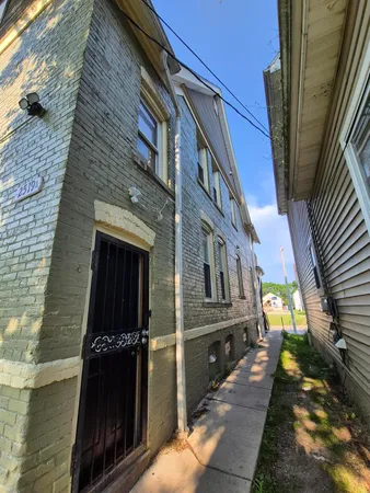 $129,000 | 2519 North 35th Street, Milwaukee, WI 53210