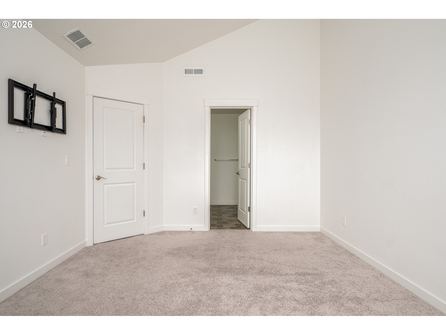 835 South 25th Avenue Cornelius, OR 97113 - Photo 12 of 19