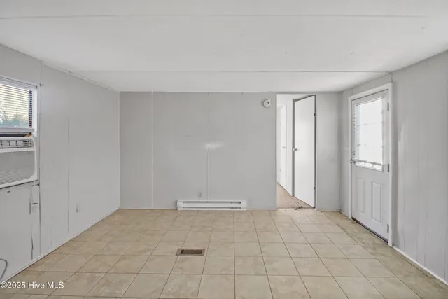 $1,050 | 1200 Rocky Run Road, Unit 16, Midway Park, NC 28544