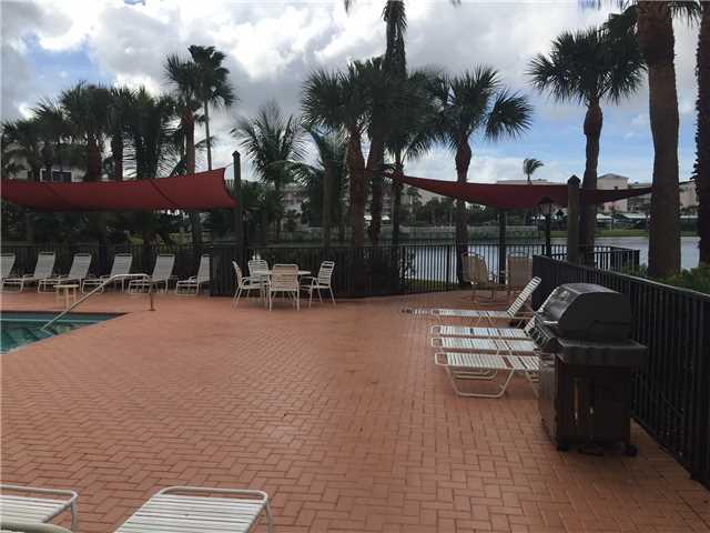 221 Northeast Plantation Road, Unit 410 Stuart, FL 34996 - Photo 18 of 24 Gallery Image 18