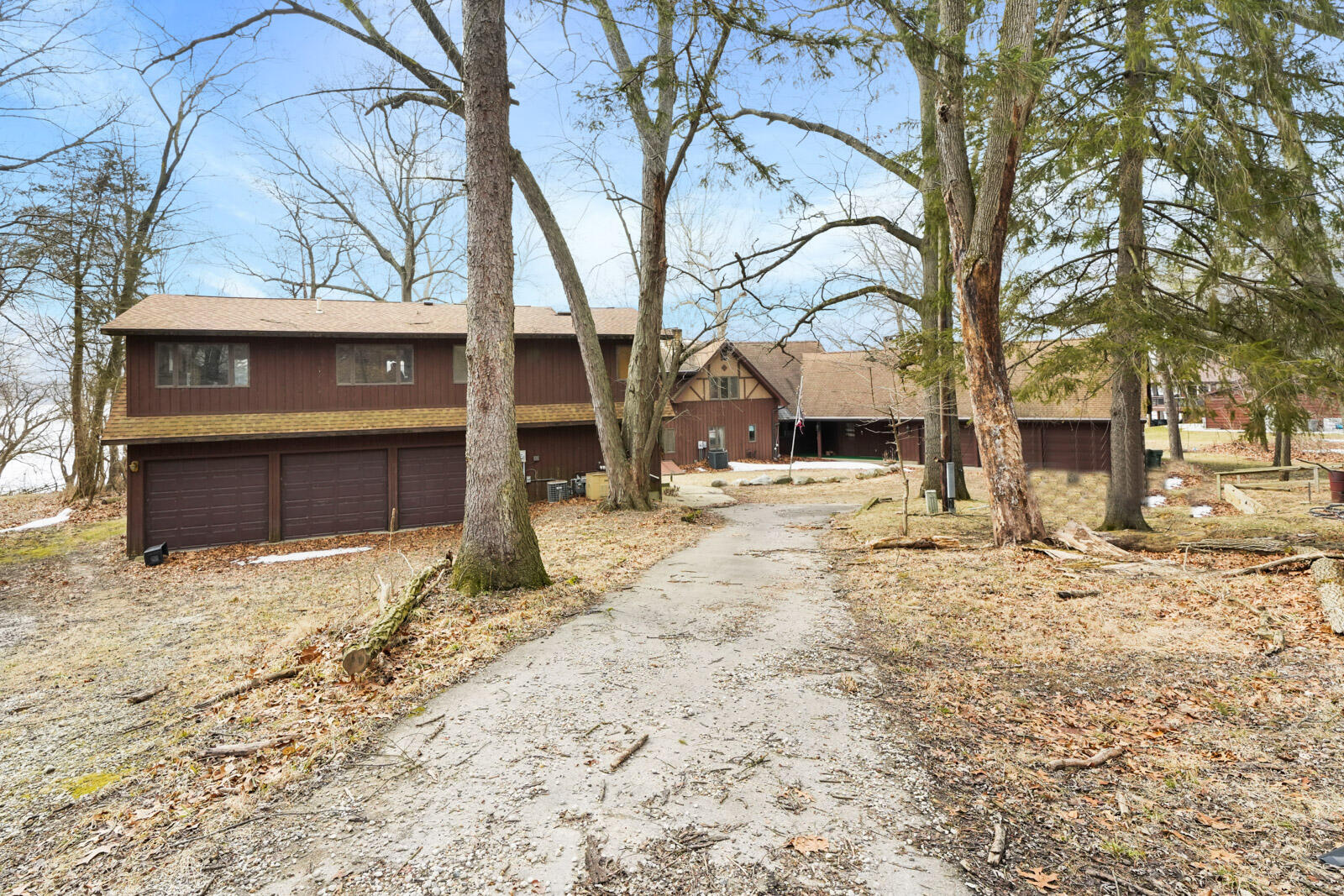 11451 Coon Hollow Road Three Rivers, MI 49093 - Photo 10 of 51 11451 Coon Hollow Rd (53) (34 of 53)