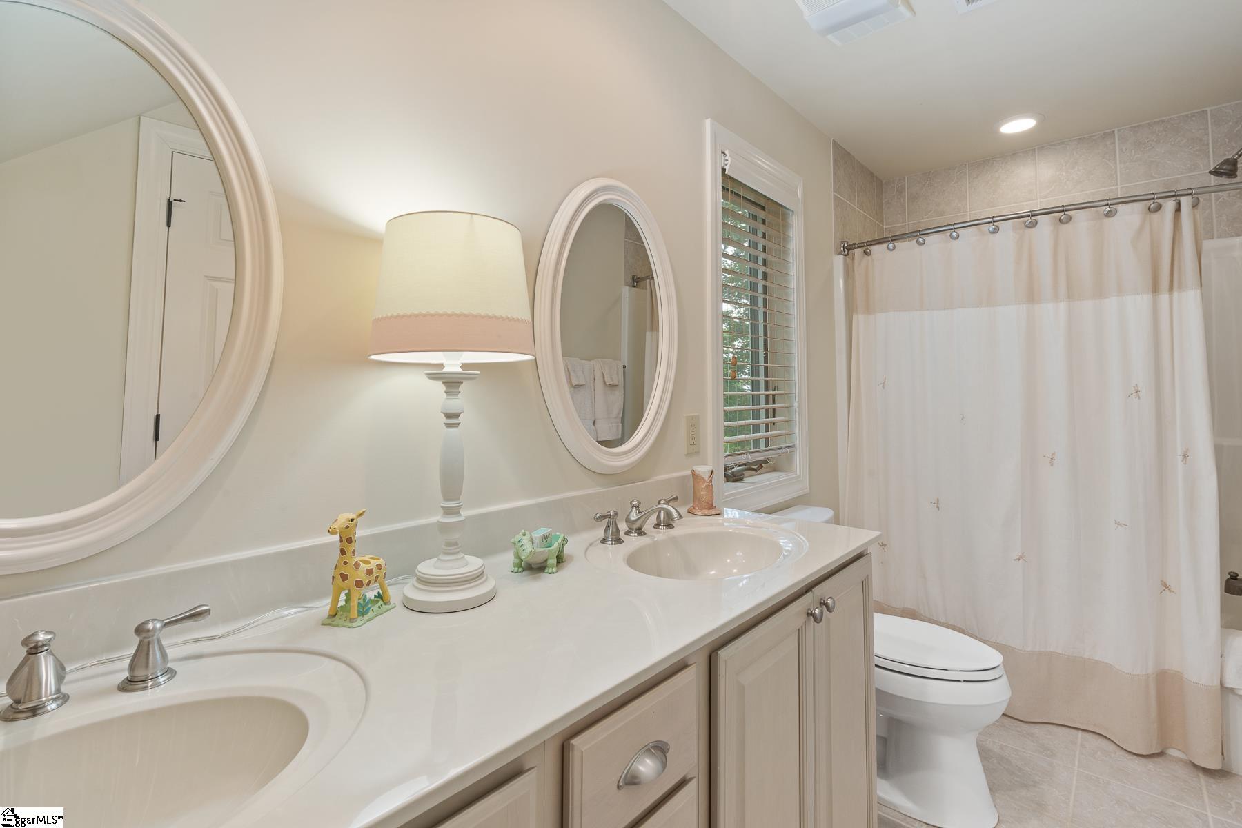 126 Caesars Pointe Cleveland, SC 29635 - Photo 29 of 36