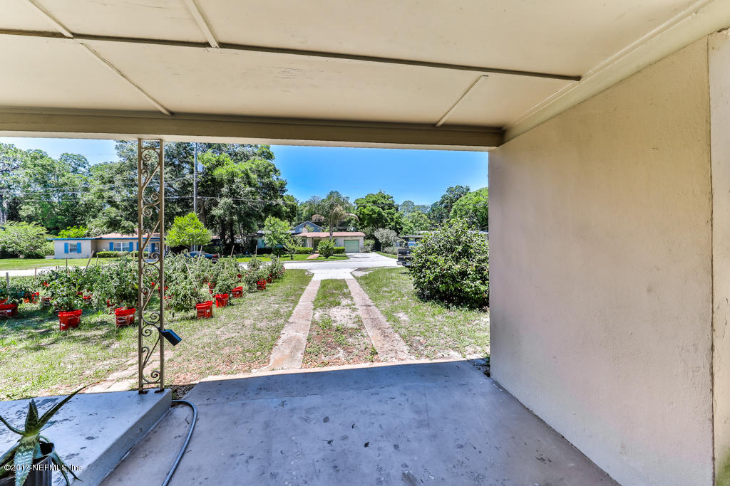 339 Brunswick Road Jacksonville, FL 32216 - Photo 5 of 17 Attached Carport View