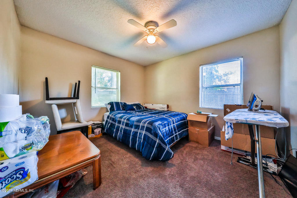 339 Brunswick Road Jacksonville, FL 32216 - Photo 6 of 17 Bedroom 1