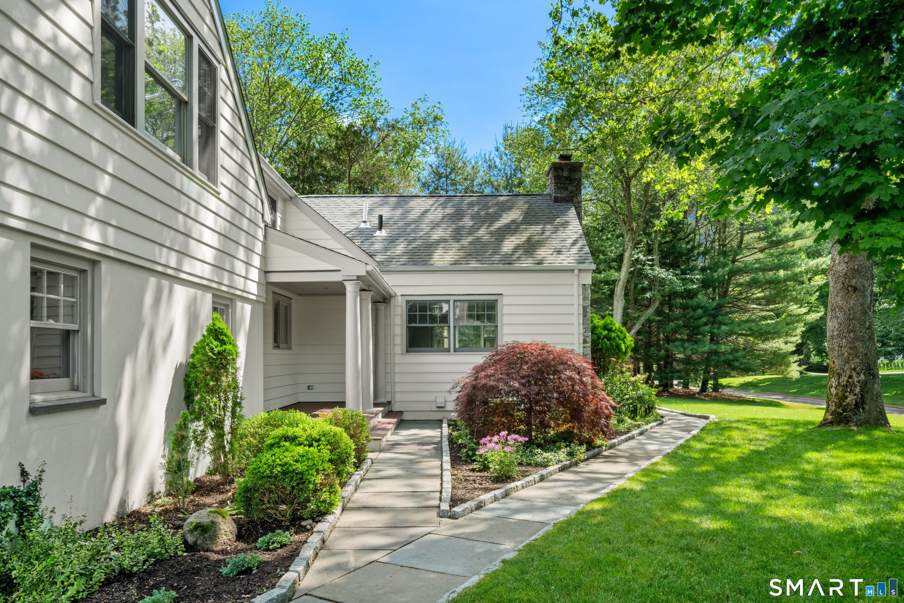 18 Silver Brook Road Westport, CT 06880 - Photo 10 of 12