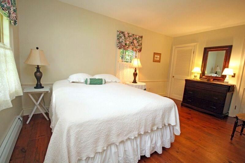 182 Sea Road Kennebunk, ME 04043 - Photo 19 of 25 1st Floor Bedroom