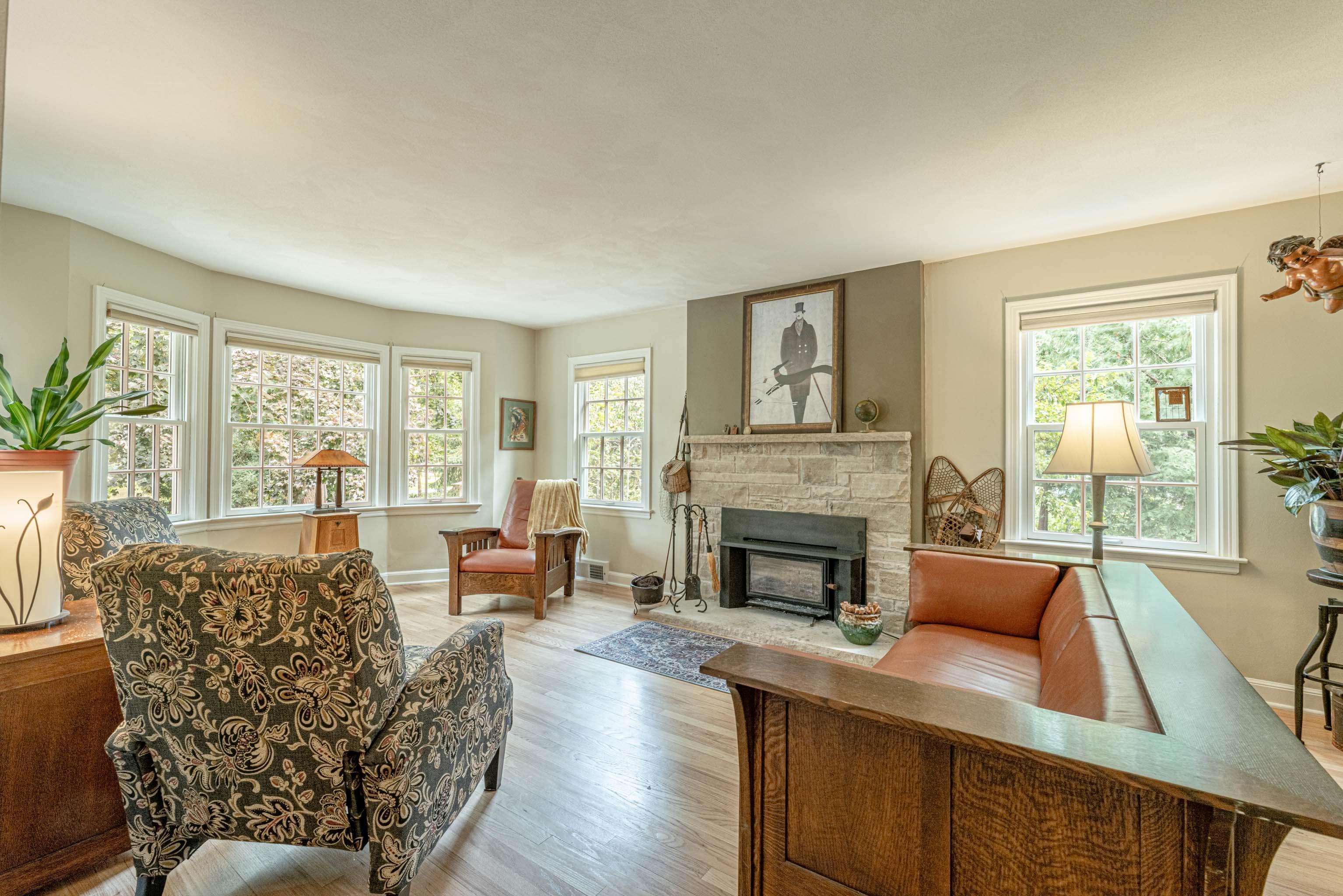 6233 Countryside Lane Madison, WI 53705 - Photo 2 of 73