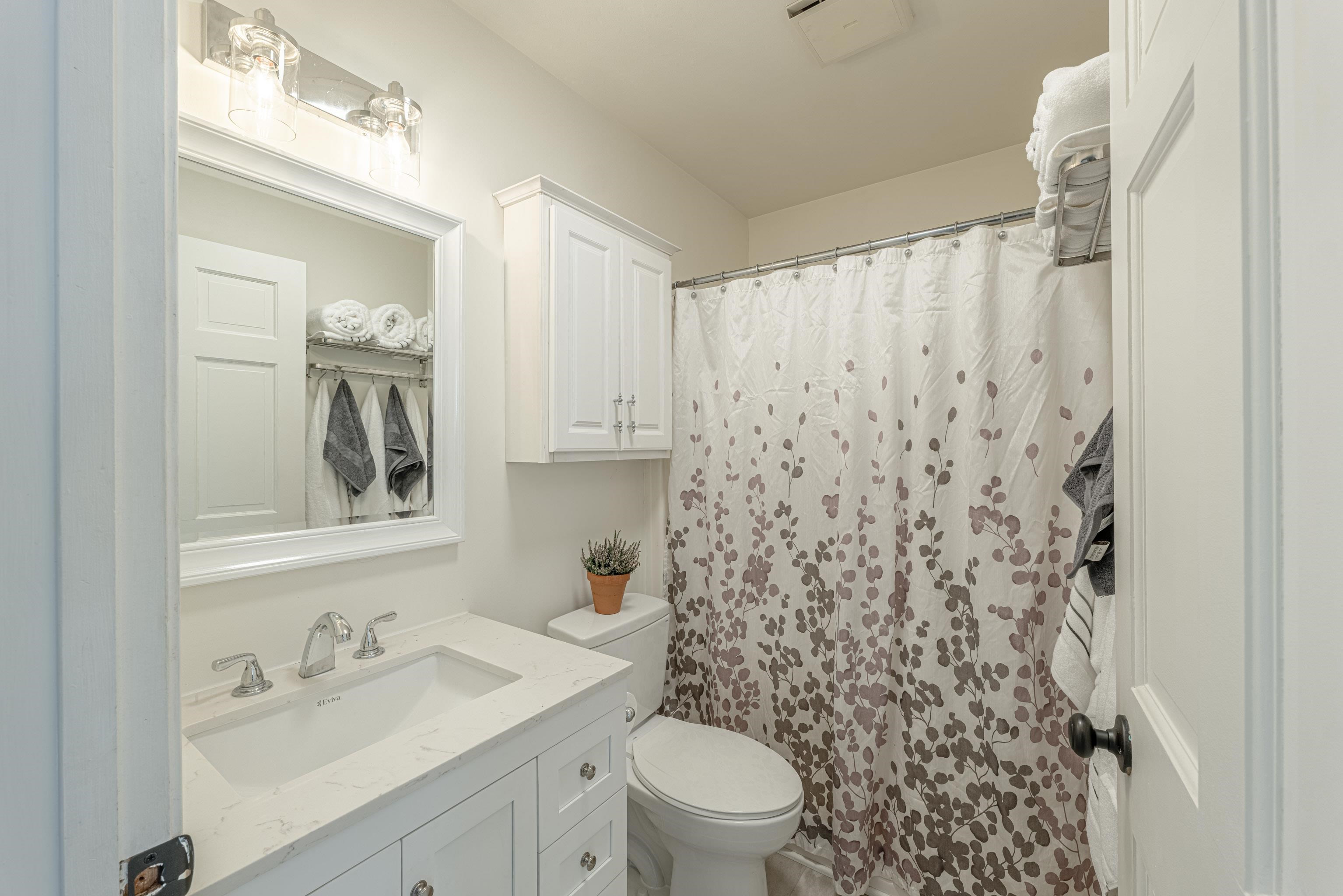 6233 Countryside Lane Madison, WI 53705 - Photo 31 of 73